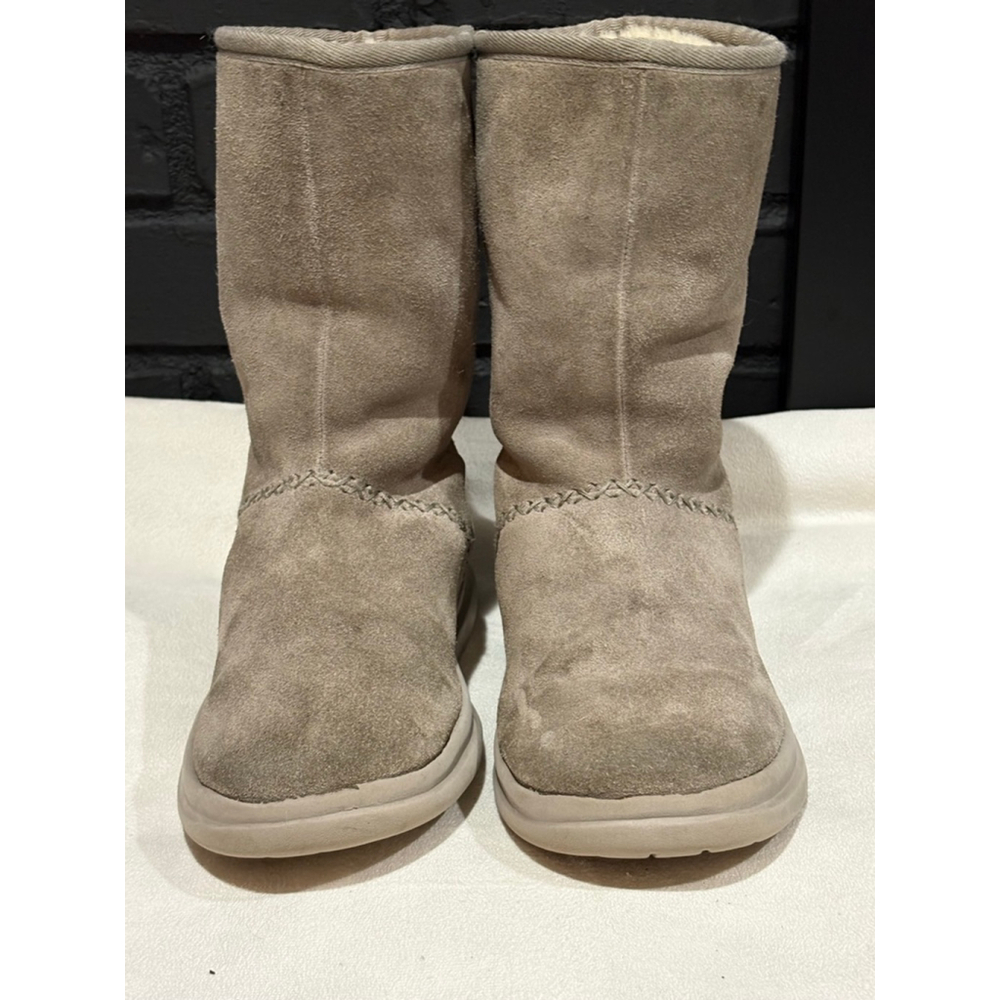Women's UGG Taupe Winter & Rain Boots Size 5